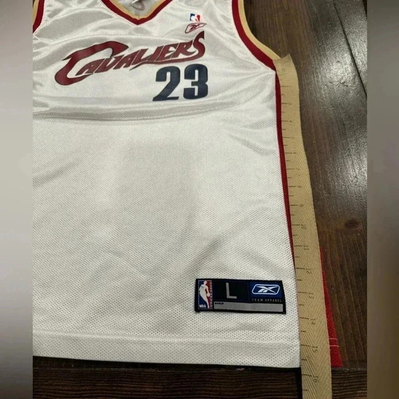 Cleveland Cavaliers Adidas Lebron  James NBA Jersey - Picture 7 of 7